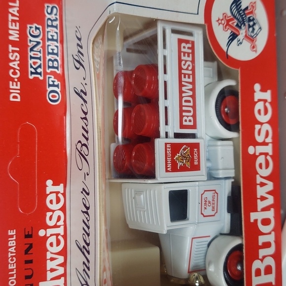 Models of days gone budweiser. Distributor diecast,dated 1979 adult collectable - Picture 5 of 9